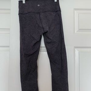 Lululemon Align Crop 21” size 6